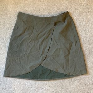 ModCloth Jessy B tulip hem mini skirt in olive